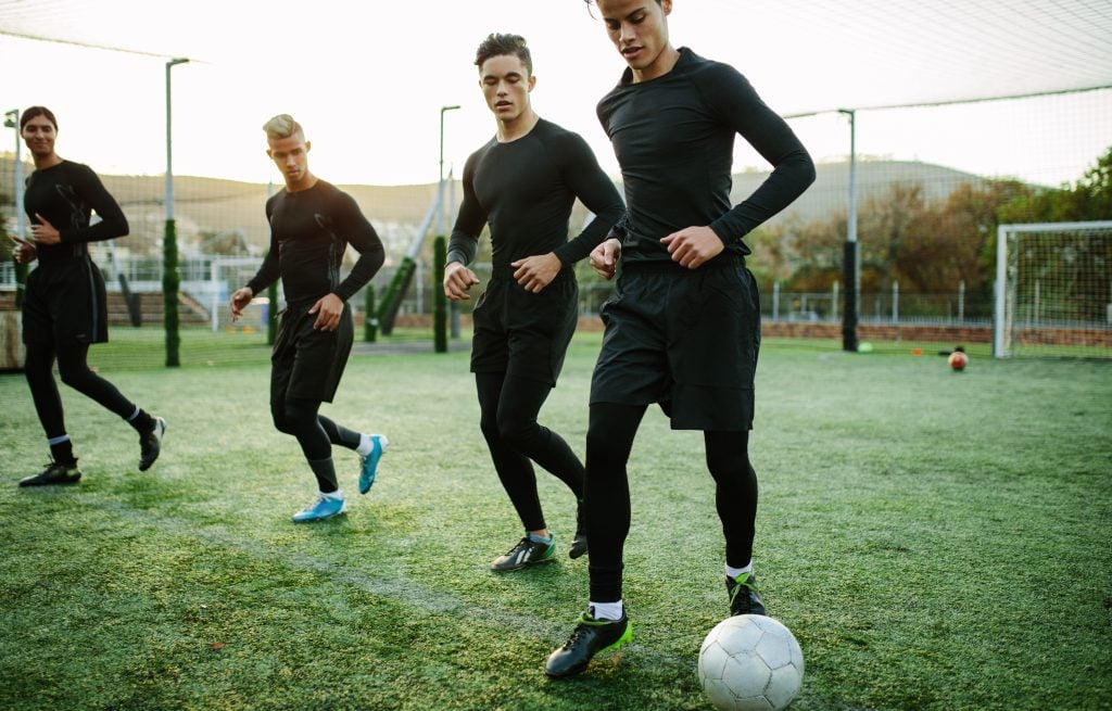 Jogadores treinando.